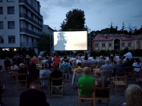 Kino plenerowe_Niepamiec (1)