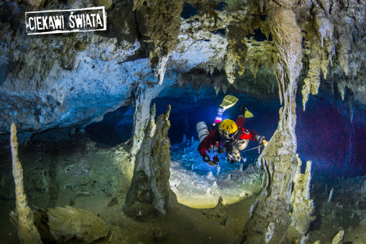 Krzysztof Starnawski: Coraz głębiej – najpiękniejsze i najgłębsze zalane jaskinie na świecie